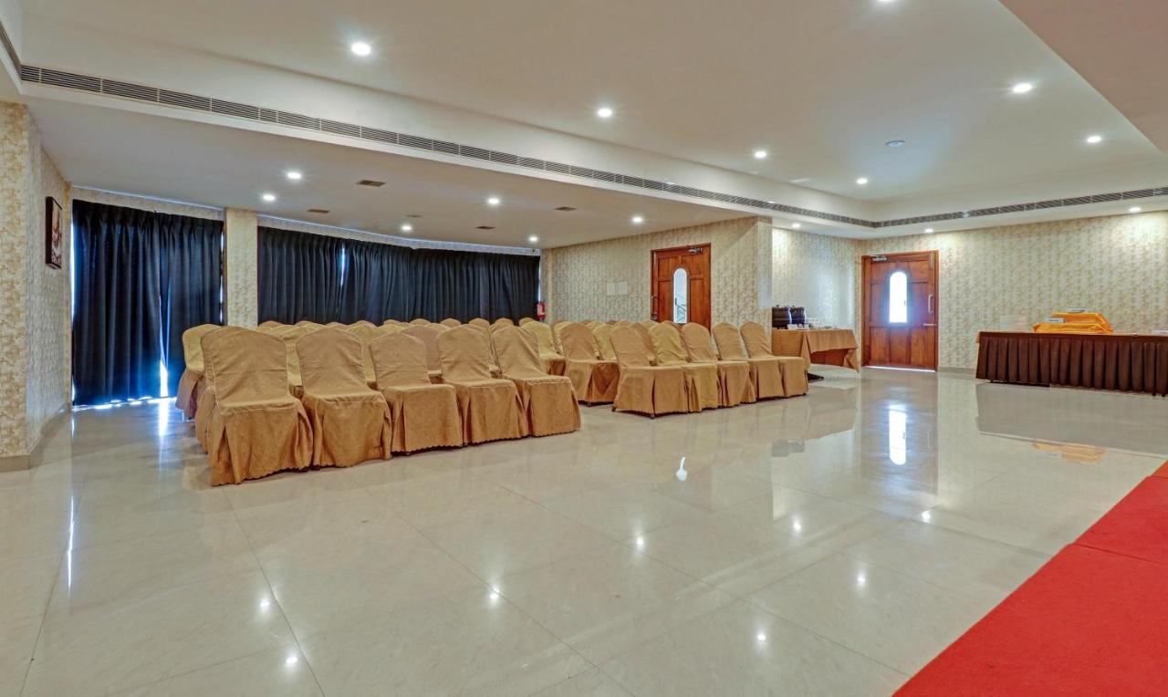 ホテル Treebo Tryst Sreepadmanabha Balaramapuram コーバラム エクステリア 写真