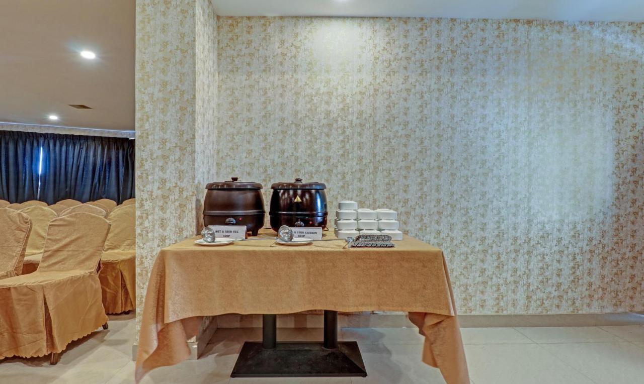 ホテル Treebo Tryst Sreepadmanabha Balaramapuram コーバラム エクステリア 写真
