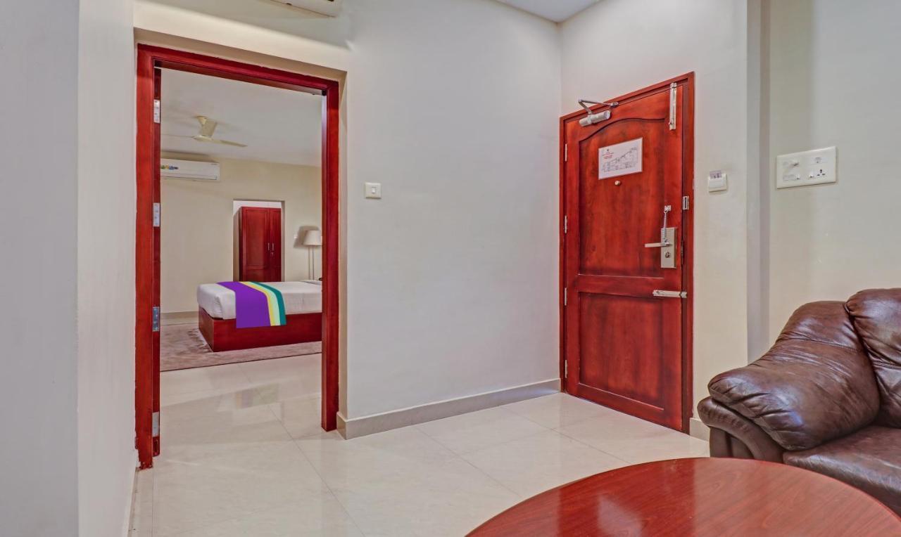 ホテル Treebo Tryst Sreepadmanabha Balaramapuram コーバラム エクステリア 写真